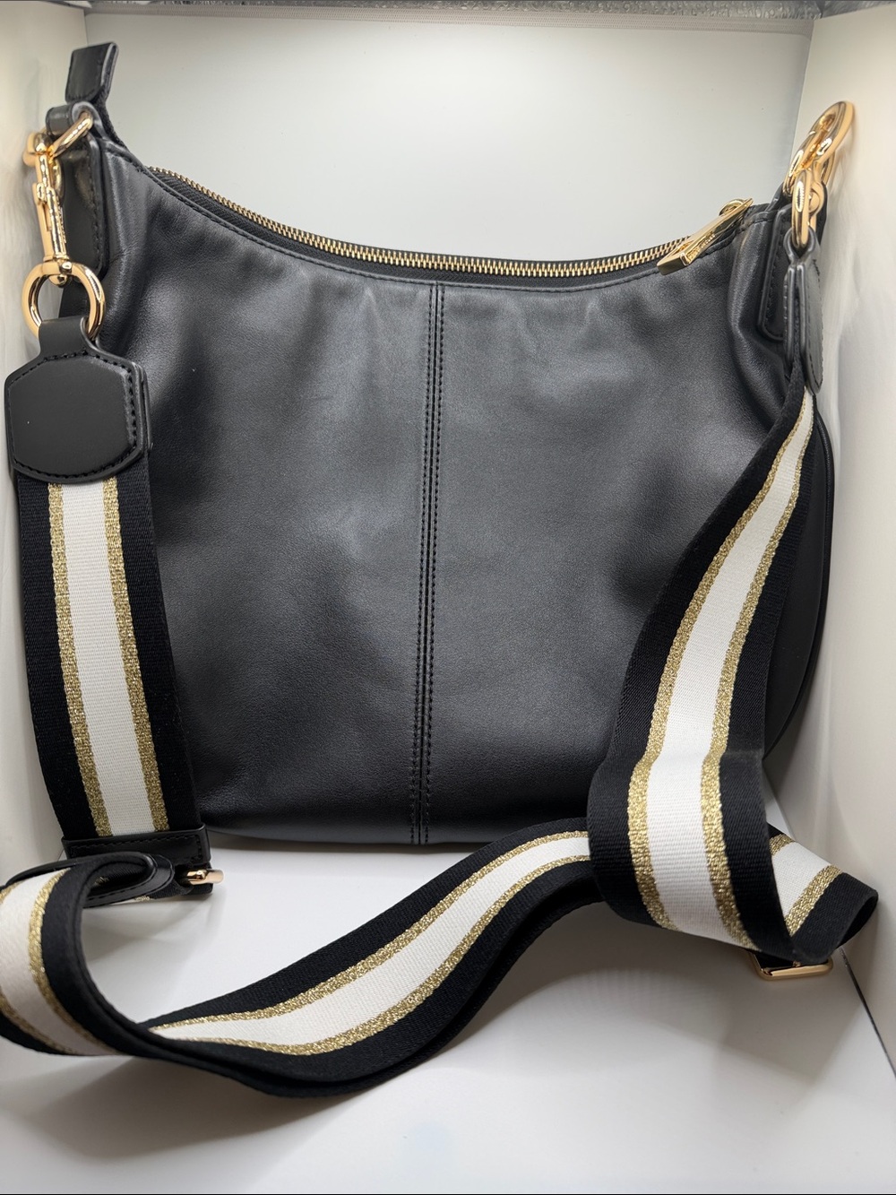 Marc Jacob’s black leather crossbody ghw - Picture 2 of 4